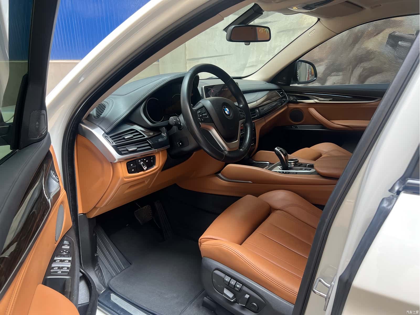 BMW X6, 2015 10