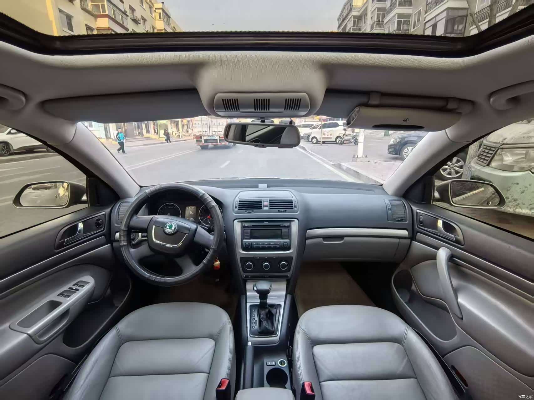 Skoda Octavia, 2011 9