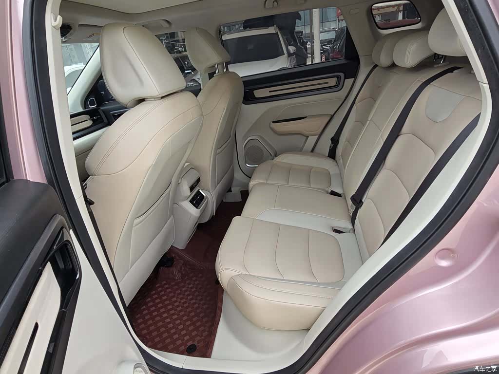 Geely Icon, 2023 15