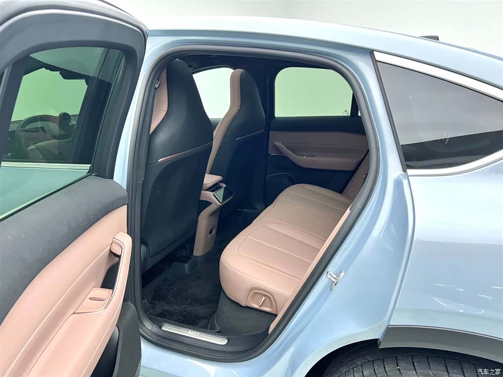NIO EC6, 2024 9