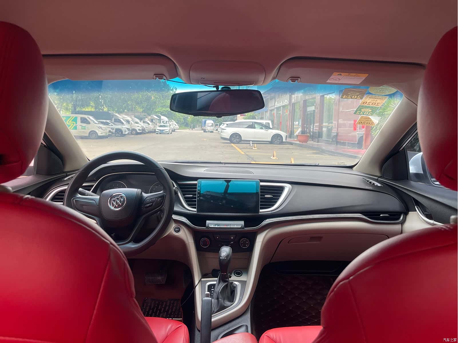 Buick V, 2018 все фото