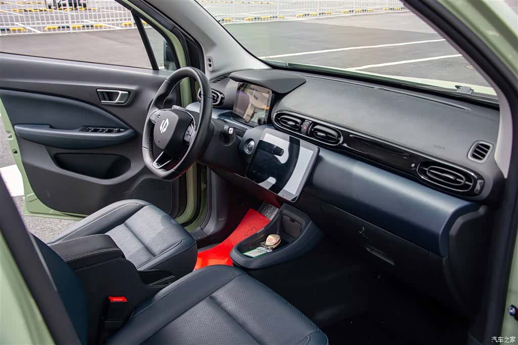 Leapmotor T03, 2022 13