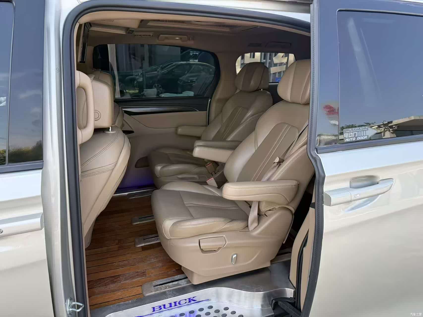 Buick GL8, 2020 11
