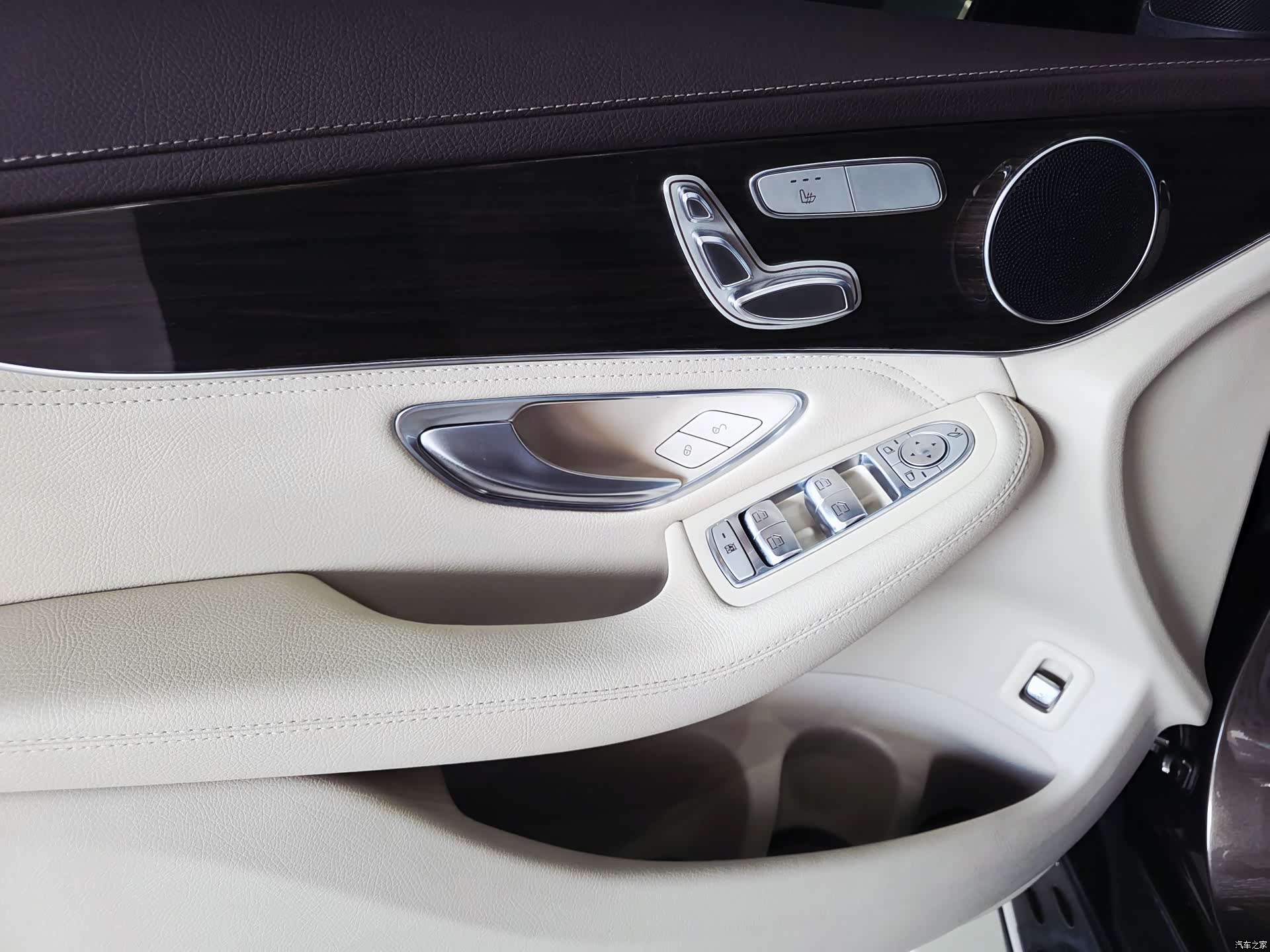 Mercedes-Benz GLC, 2016 6