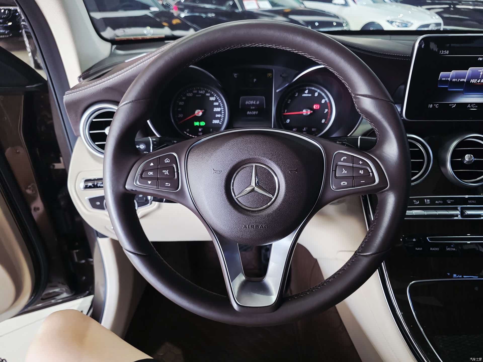 Mercedes-Benz GLC, 2016 9