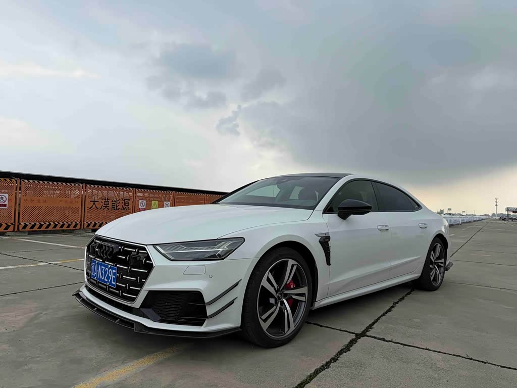 Audi A7L 2022 45 TFSI S-line