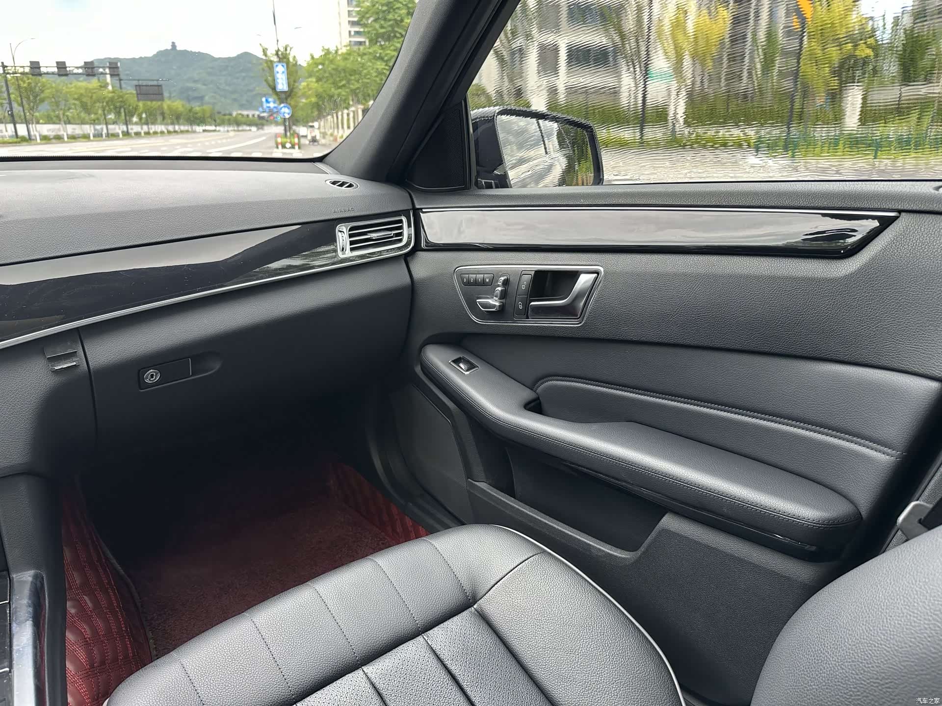 Mercedes-Benz E-Class, 2016 15