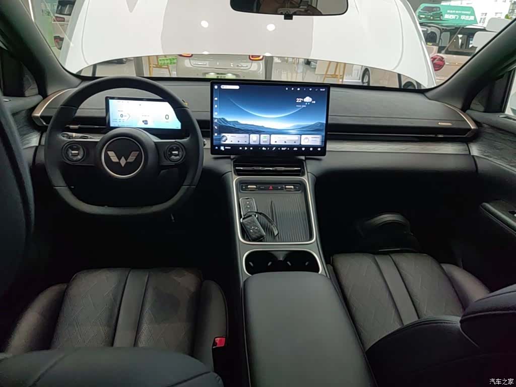 Wuling Starlight, 2025 10