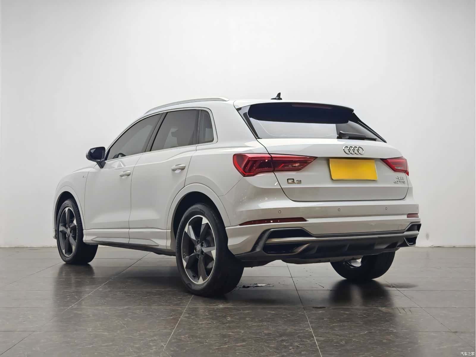 Audi Q3, 2020 4