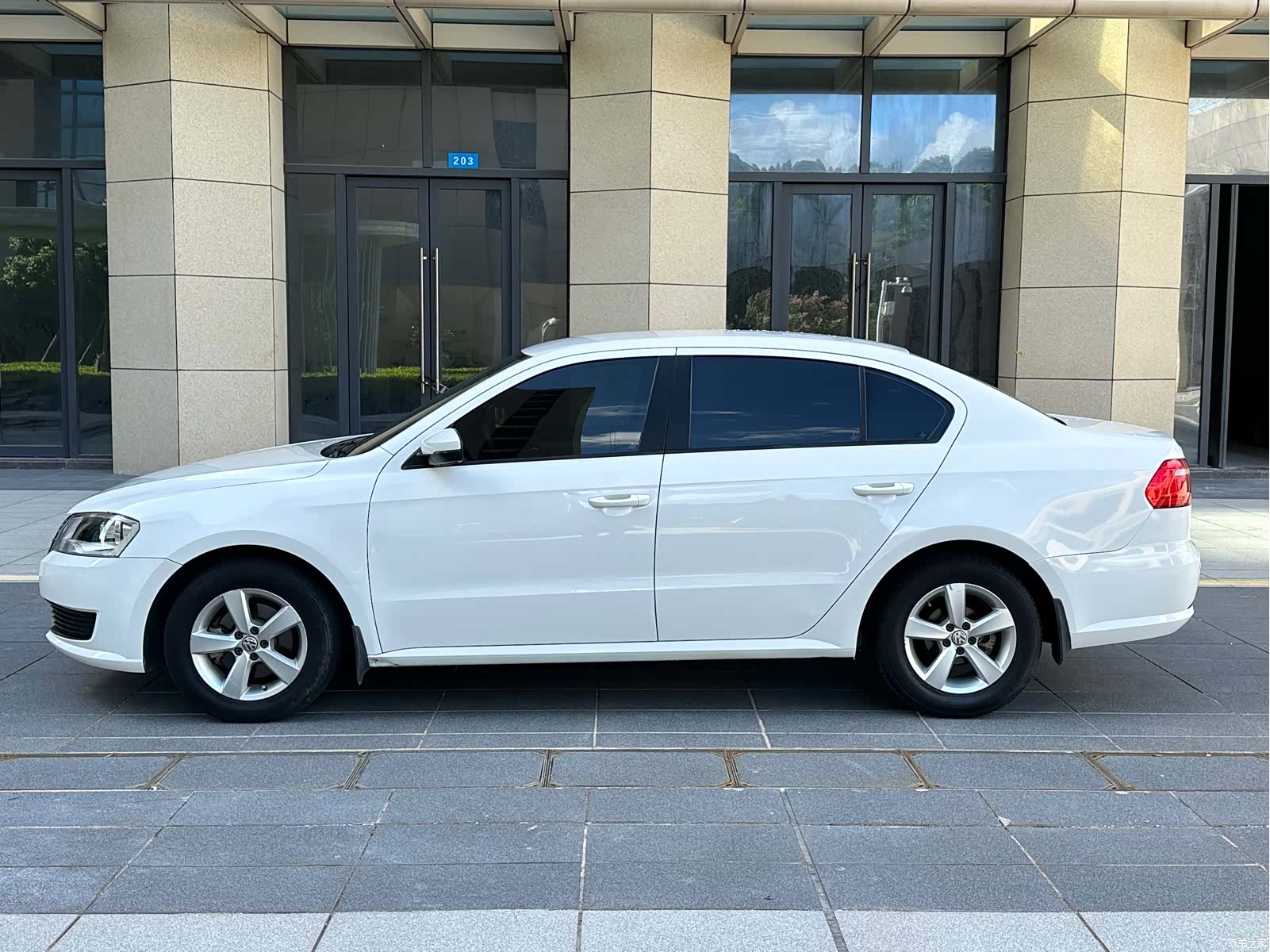 Volkswagen Lavida, 2014 6