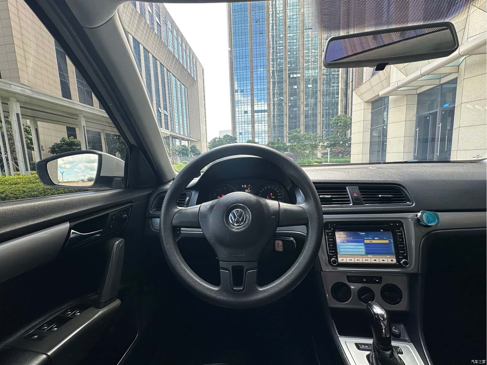 Volkswagen Lavida, 2014 10