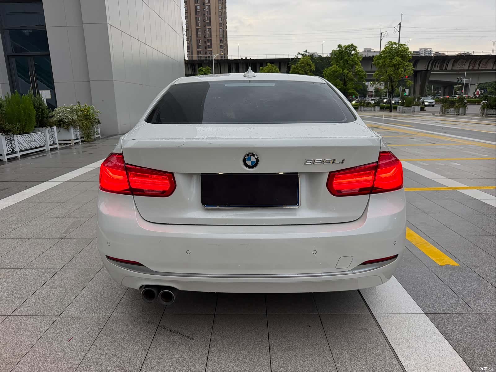 BMW 3 Series, 2018 все фото