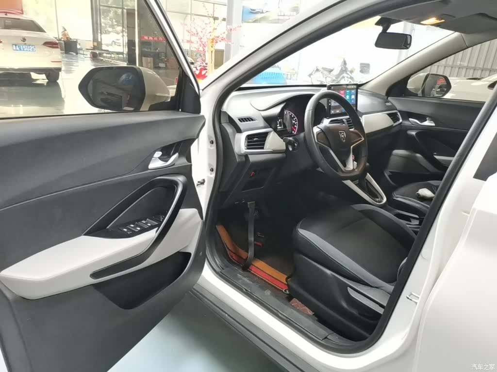 Wuling 510, 2021 16