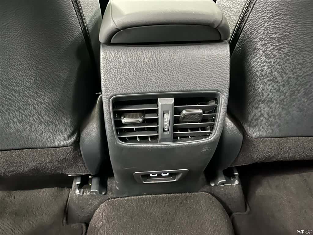 Toyota Frontlander, 2022 15