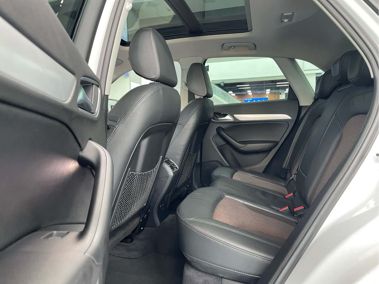 Audi Q3, 2019 10