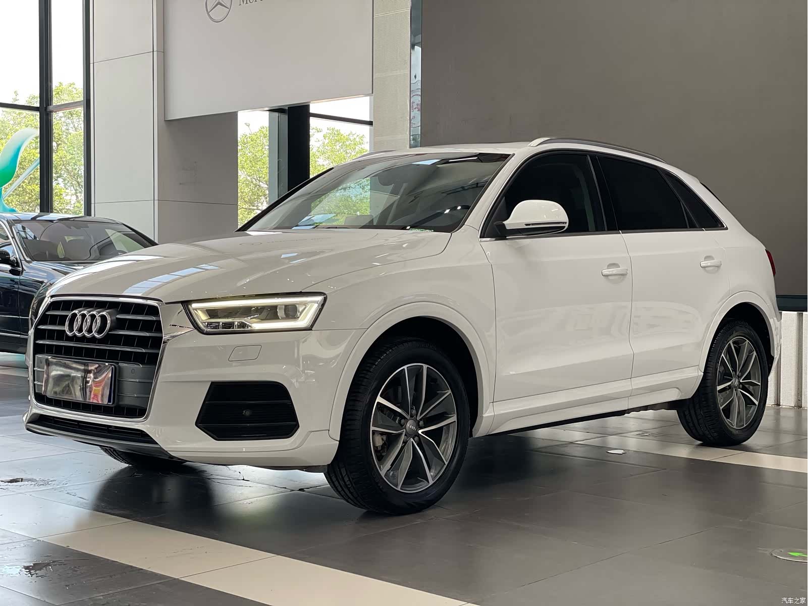 Audi Q3, 2019 1