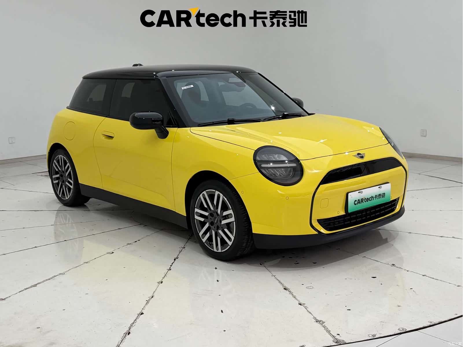Mini Cooper, 2024 4