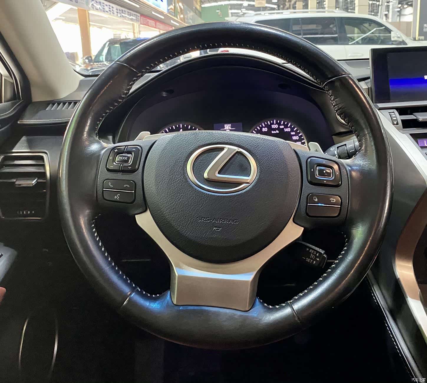 Lexus NX, 2016 19