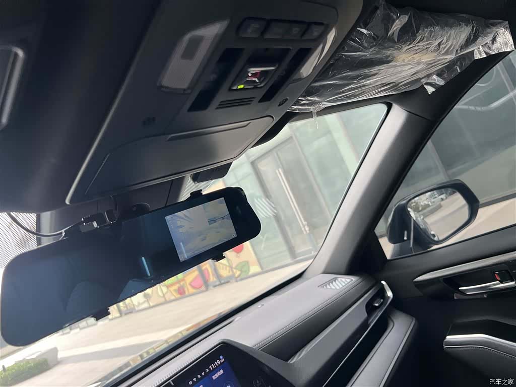 Toyota Crown, 2022 19
