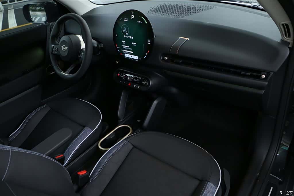 Mini Cooper, 2025 11
