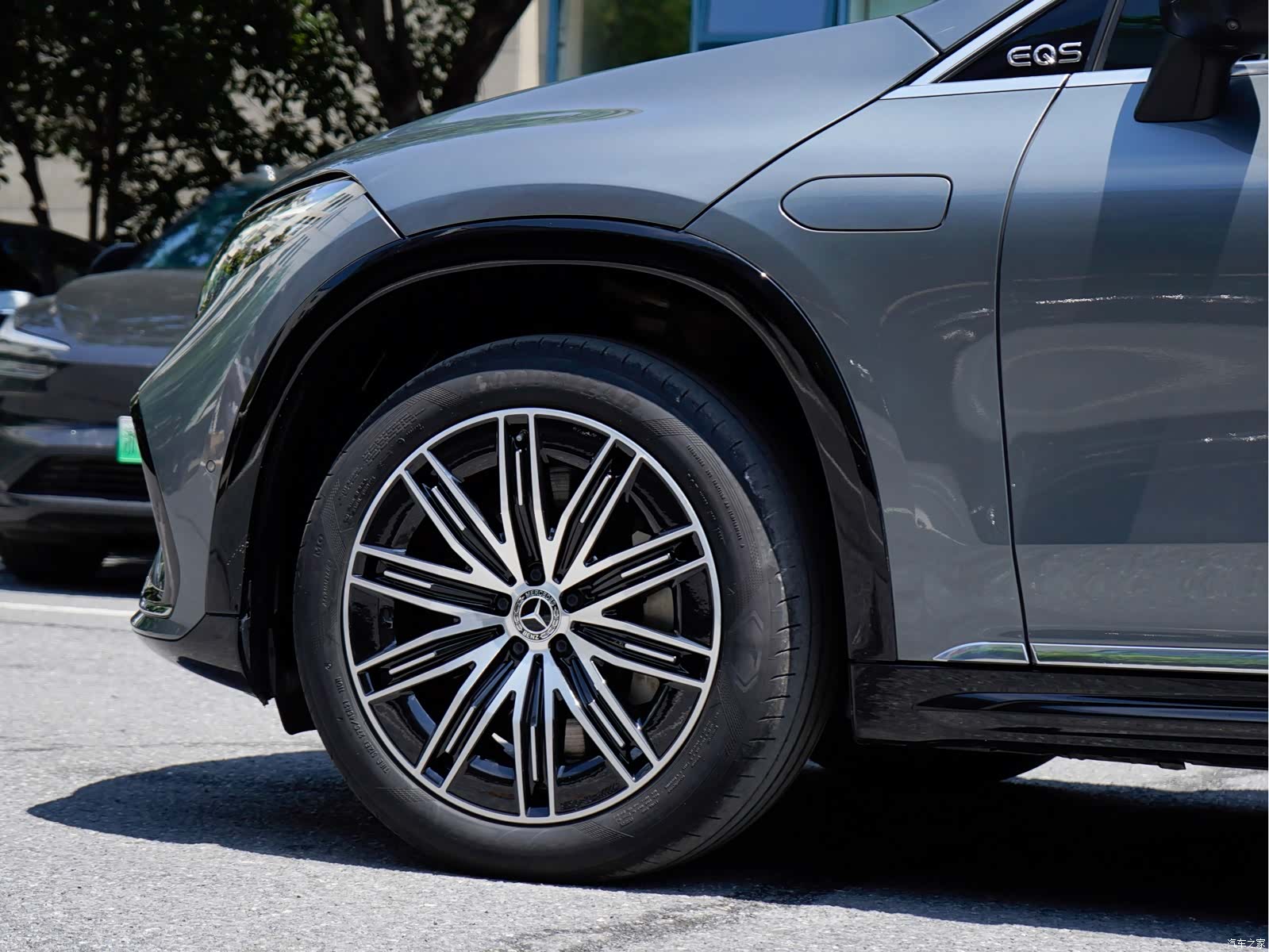 Mercedes-Benz EQS, 2023 8