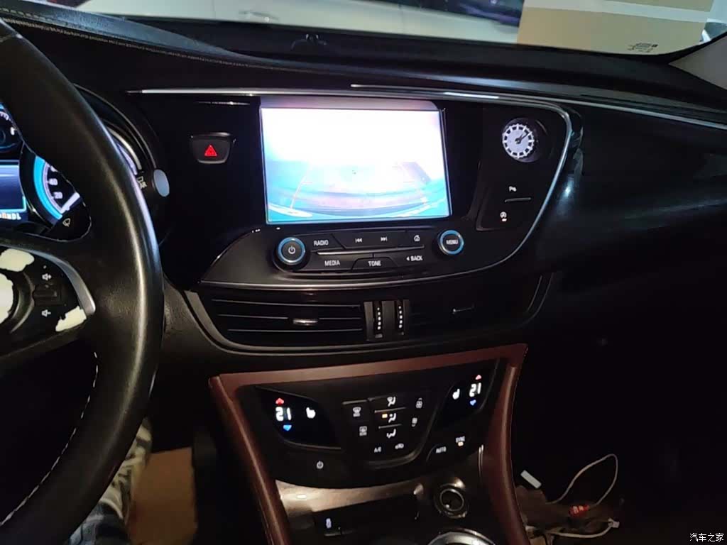 Buick Envision Plus, 2016 13