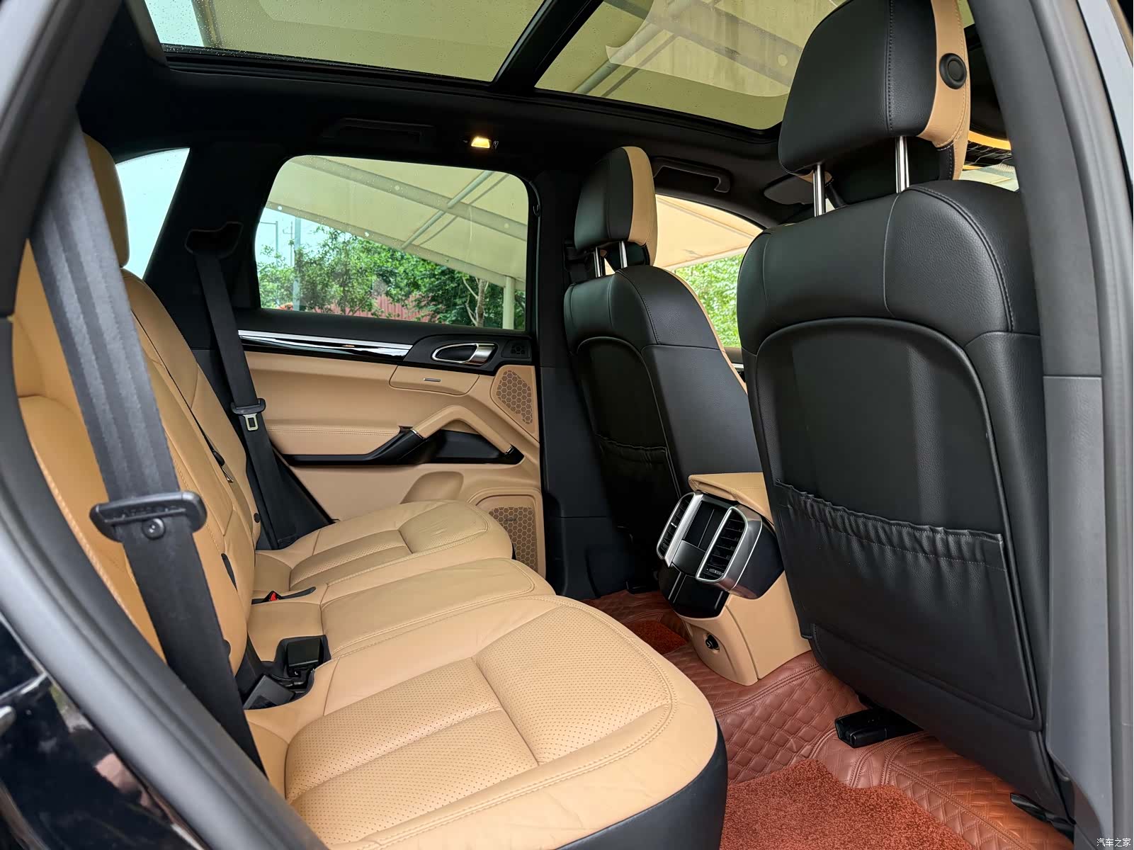 Porsche Cayenne, 2017 11
