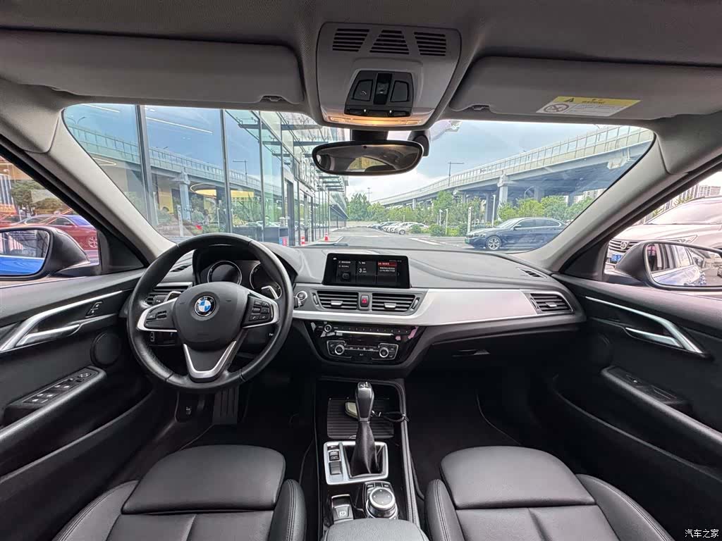 BMW 1 Series, 2019 11