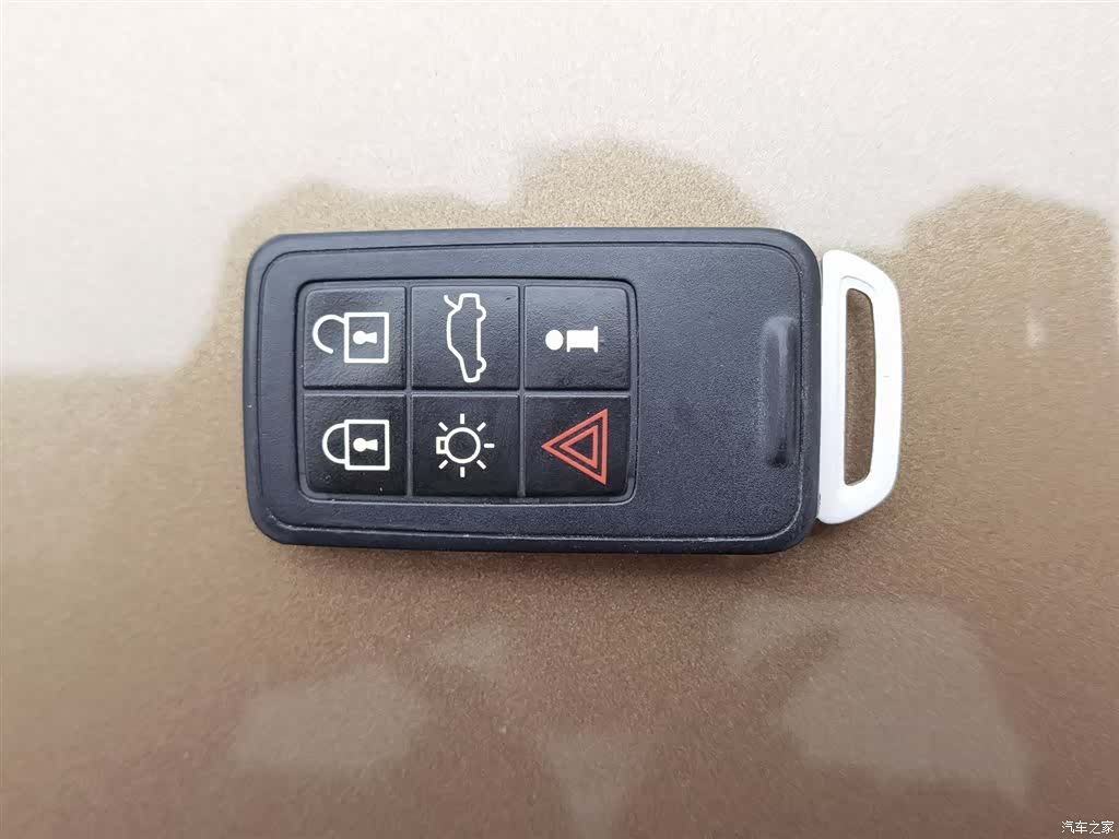 Volvo XC60, 2013 19