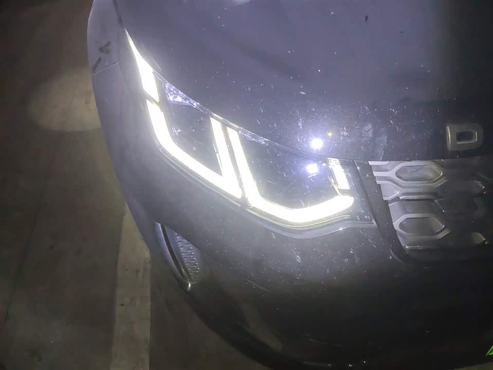 Land Rover Discover sources for sports