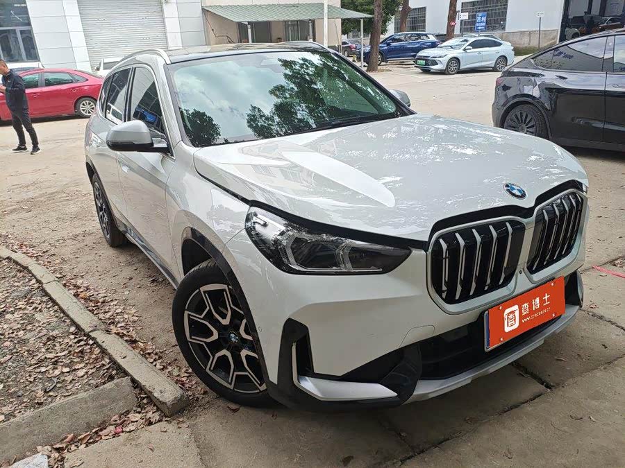 BMW X1 2023, фото 3