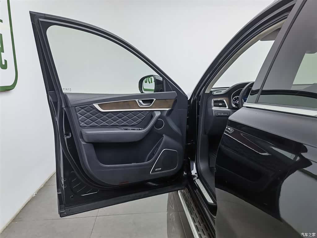 Hongqi HS7, 2019 8
