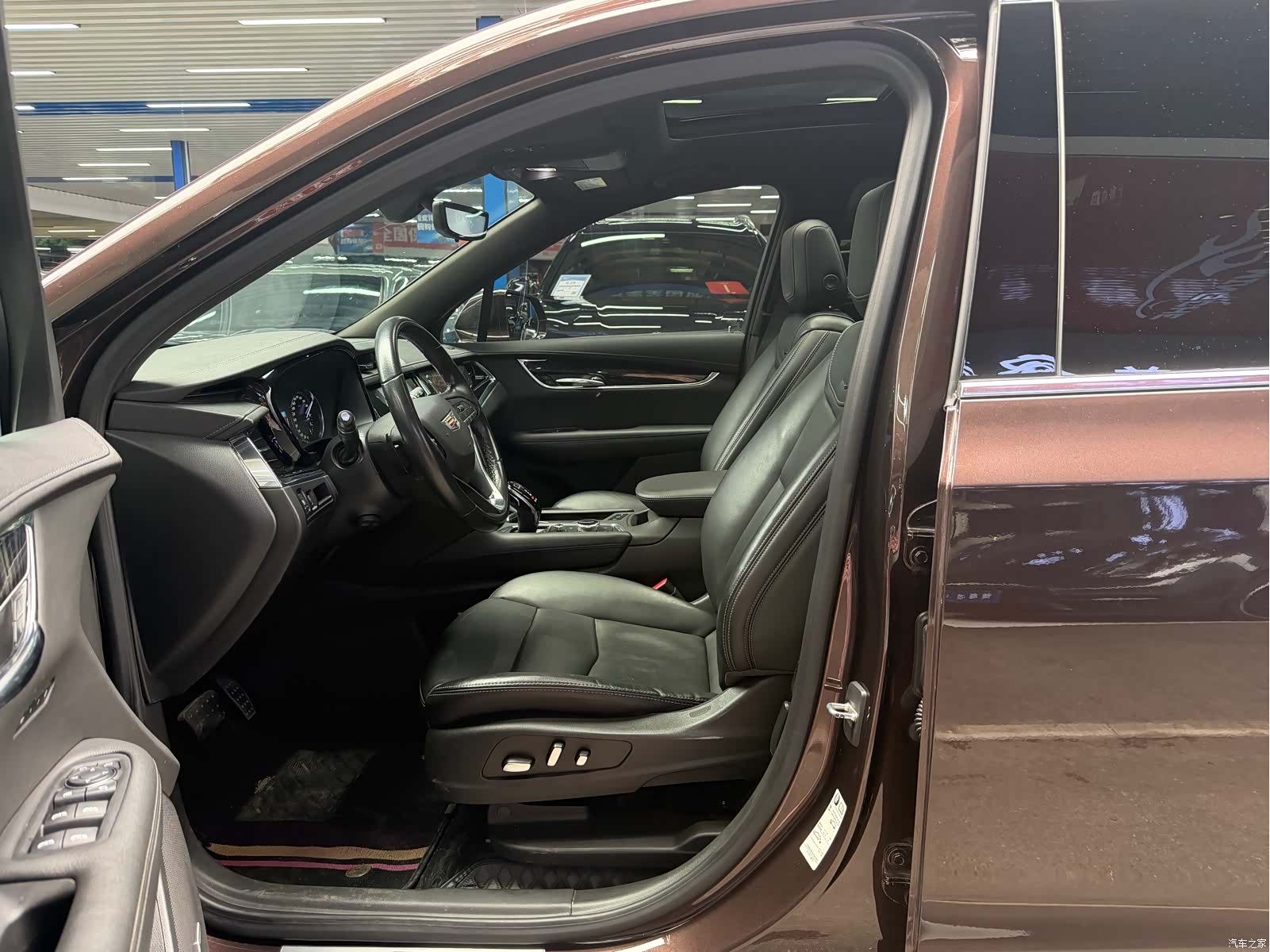 Cadillac XT6, 2020 все фото