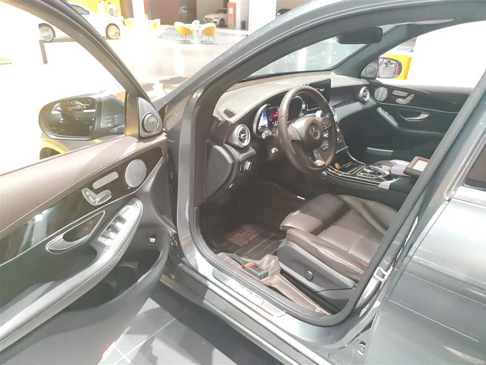 Mercedes-Benz GLC Mercedes-Benz GLC