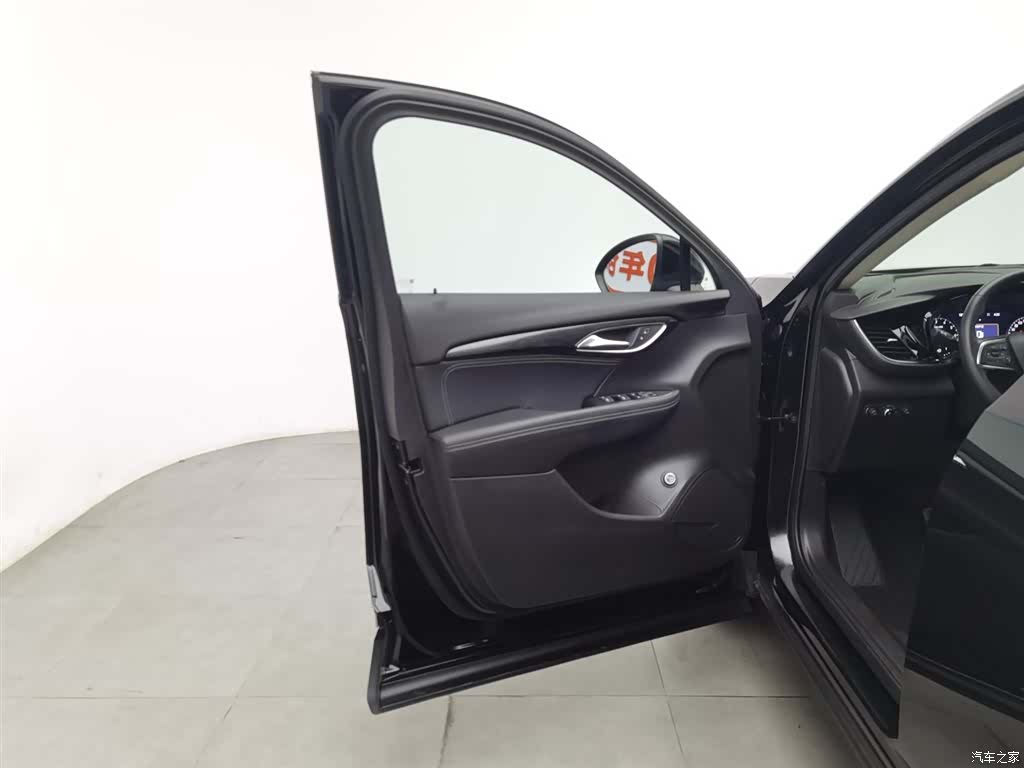 Buick Envision Plus, 2022 8