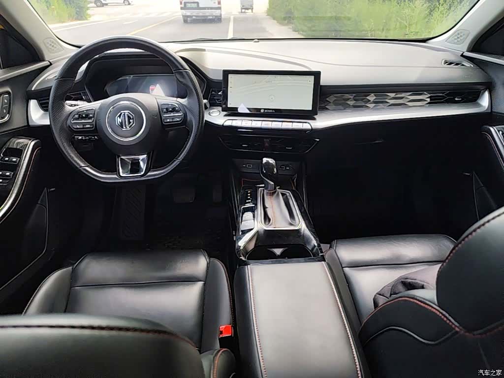 MG MG5, 2023 10