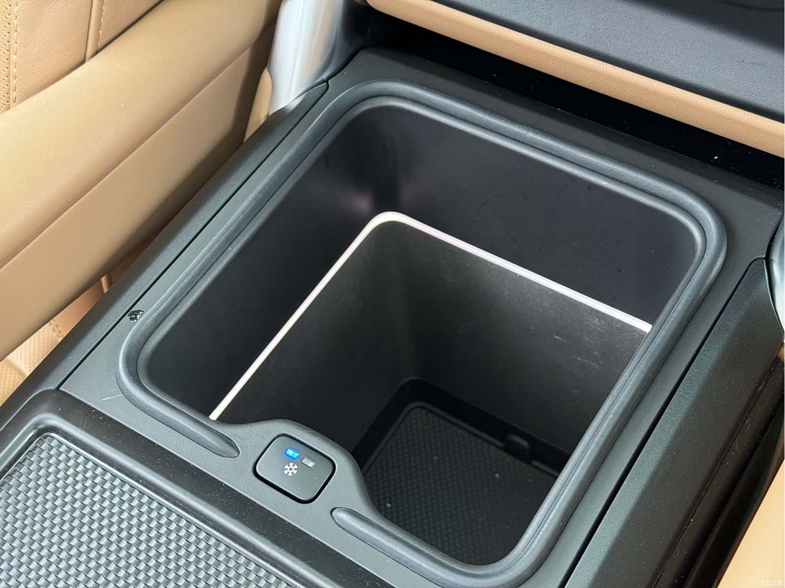 Land Rover Range Rover, 2023 17