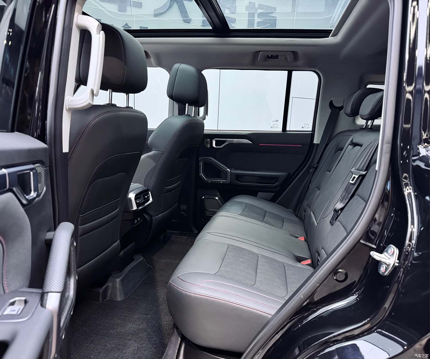 Jetour Traveller, 2023 15