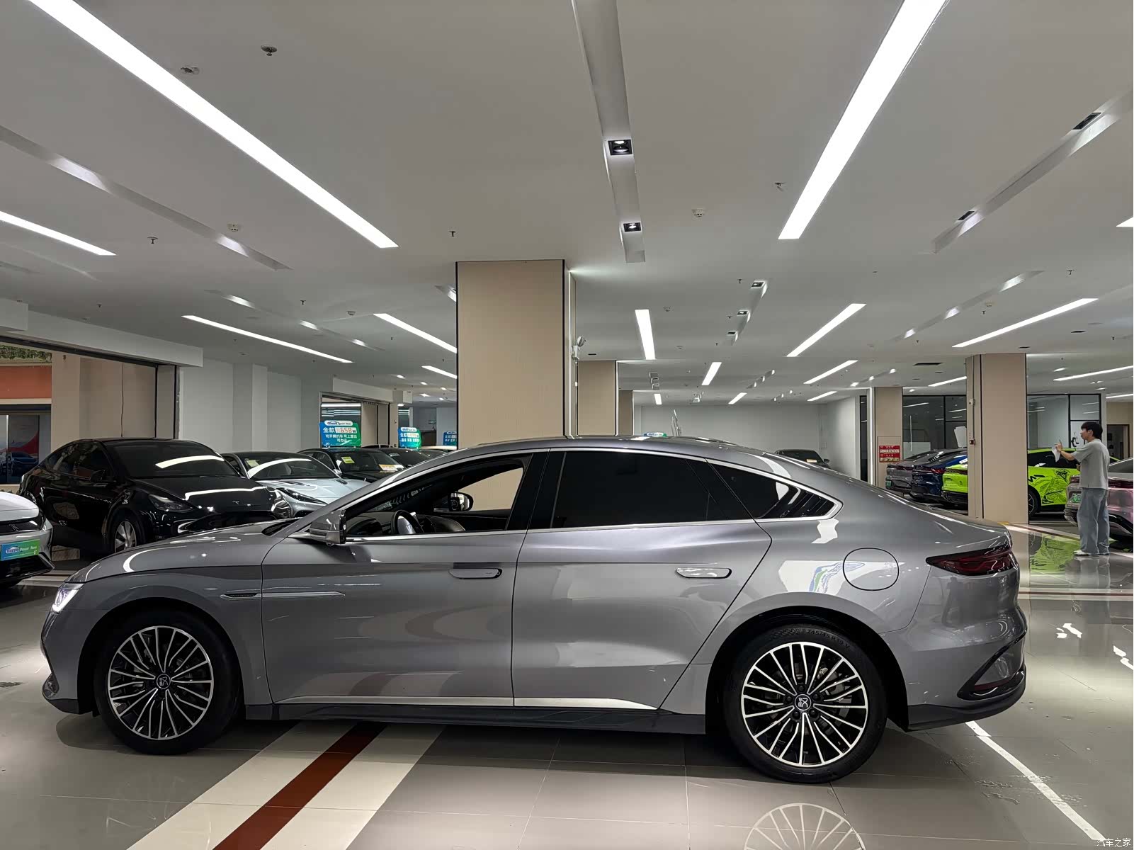 BYD Han, 2024 8
