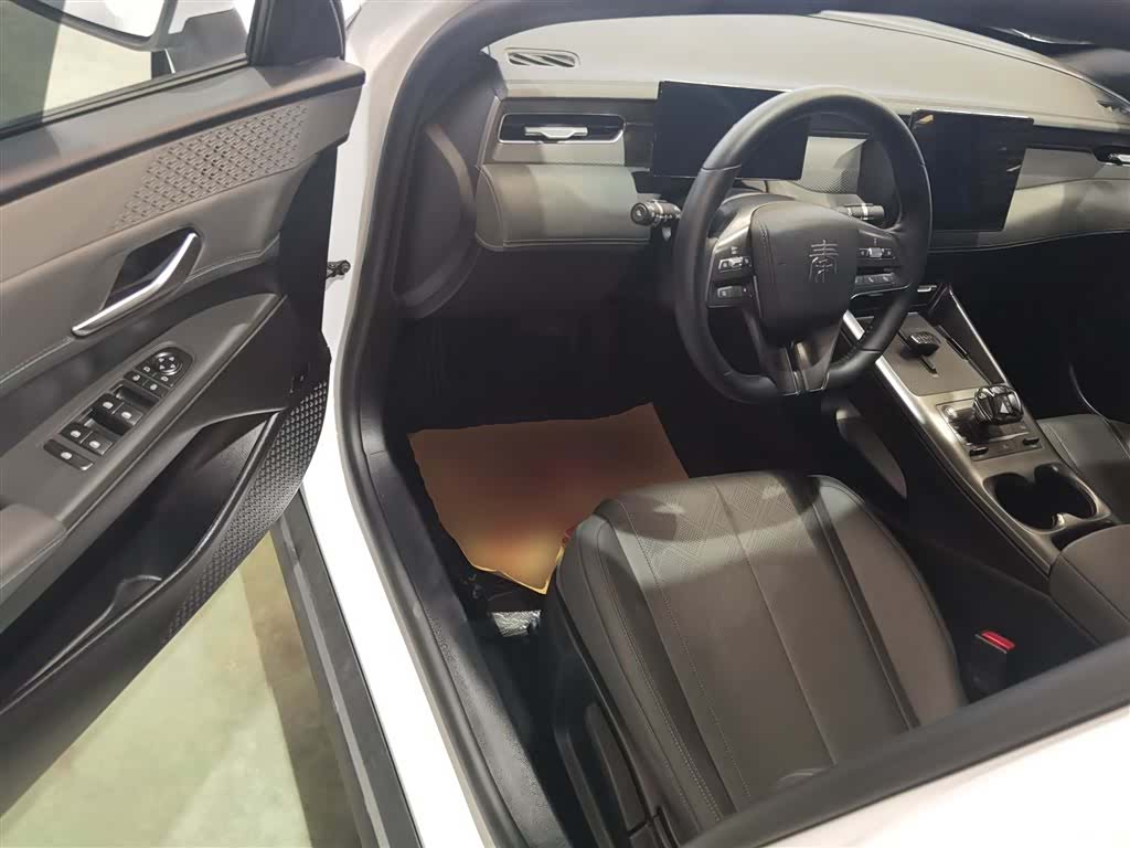 BYD Qin, 2025 12