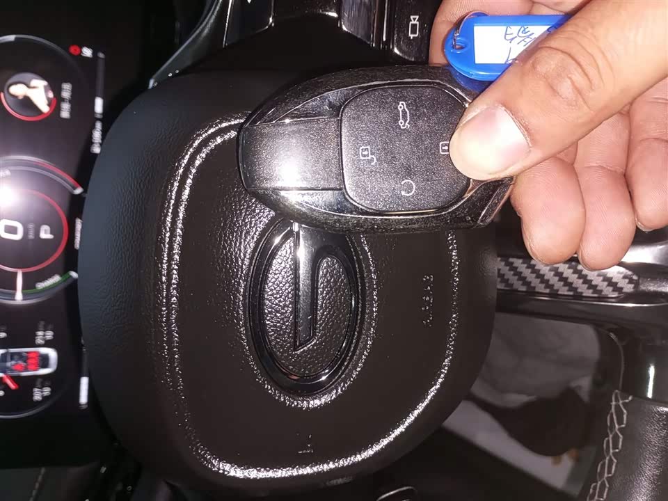 Trumpchi Shadow Leopard