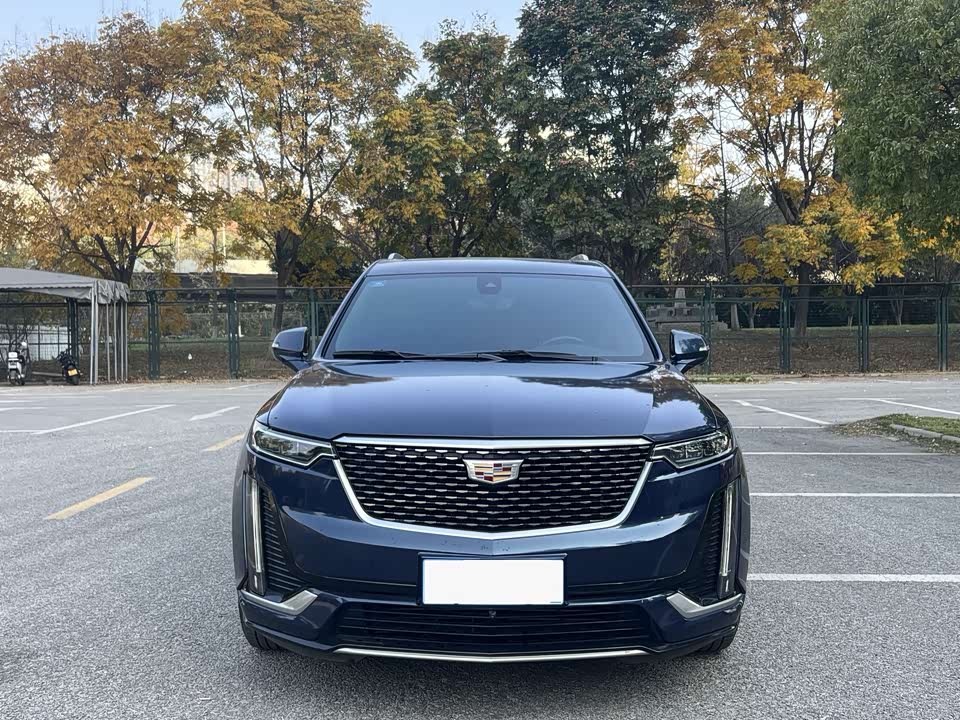 Cadillac XT6