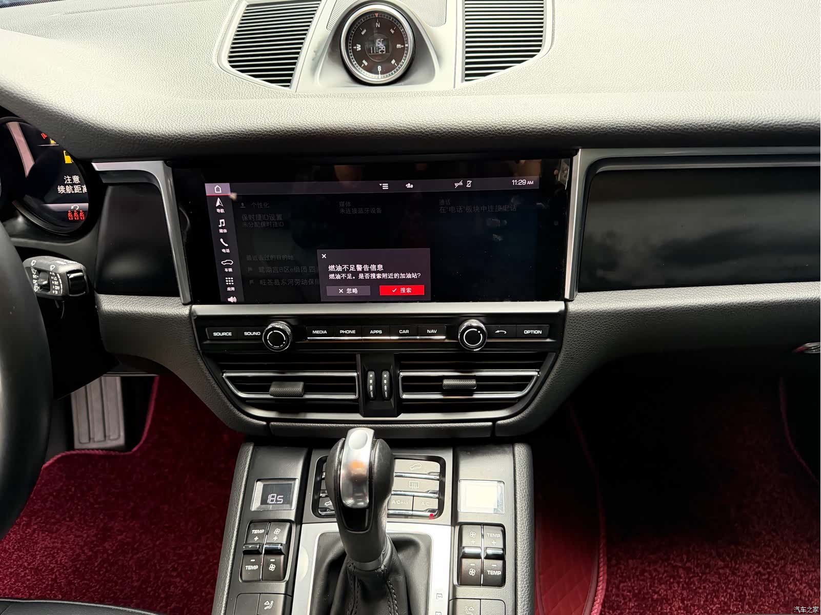 Porsche Macan, 2022 12