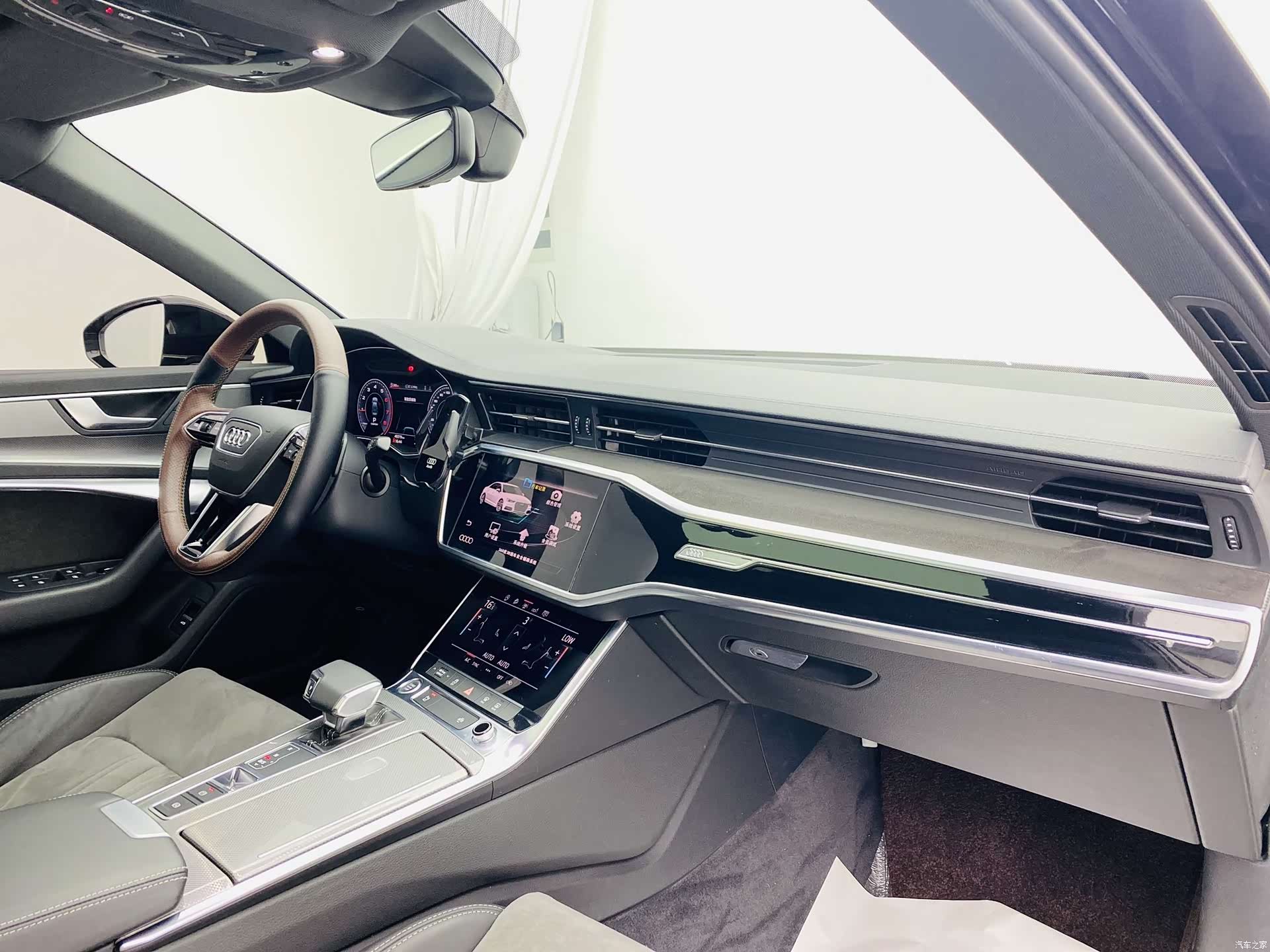 Audi A6L, 2019 12