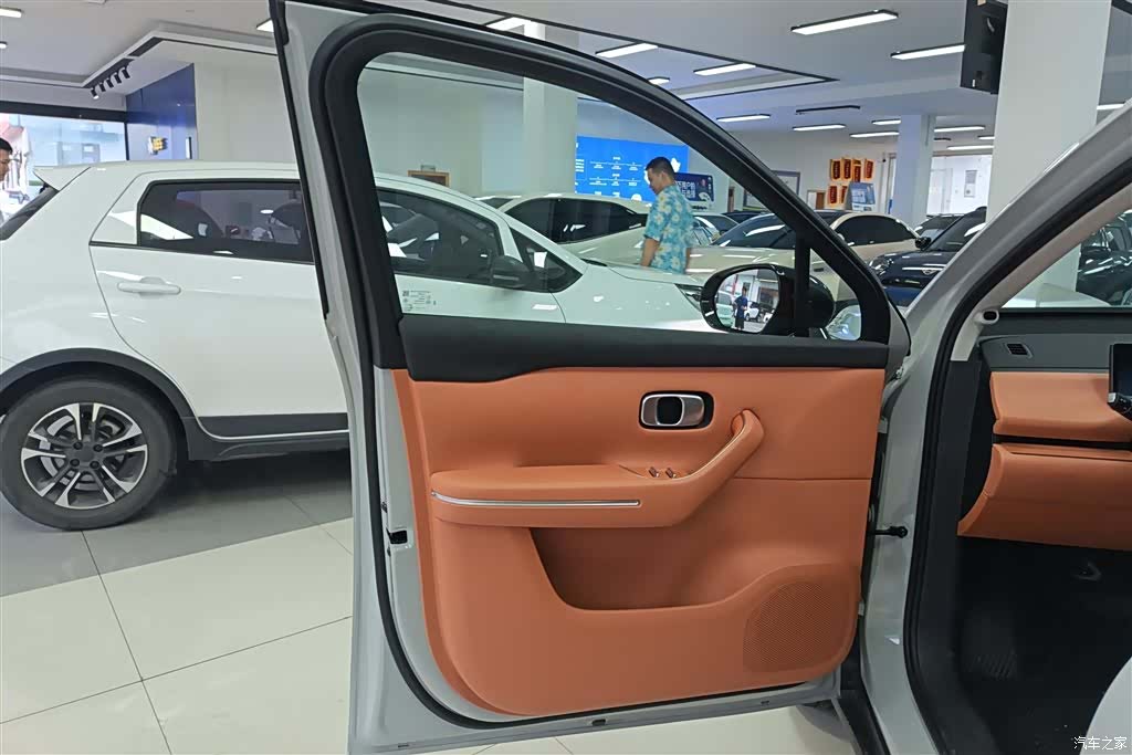 Leapmotor C10, 2025 7