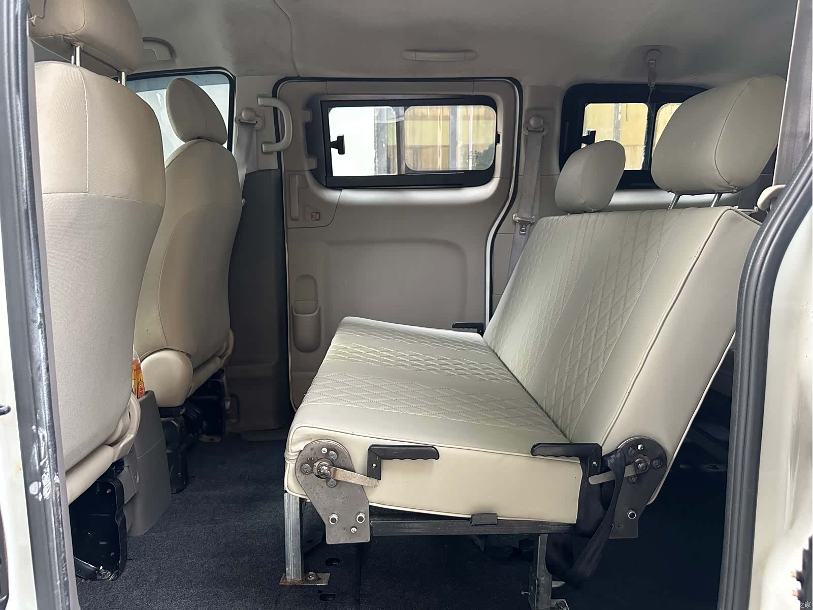 Nissan NV200, 2016 11