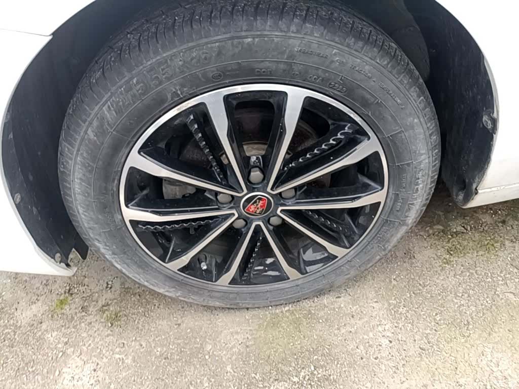 Roewe i5, 2020 23
