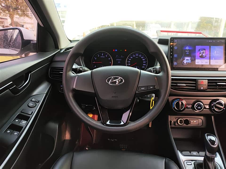 Hyundai Yuedong