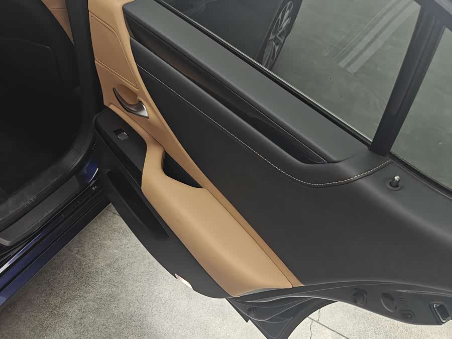 Lexus ES 2023, фото 15