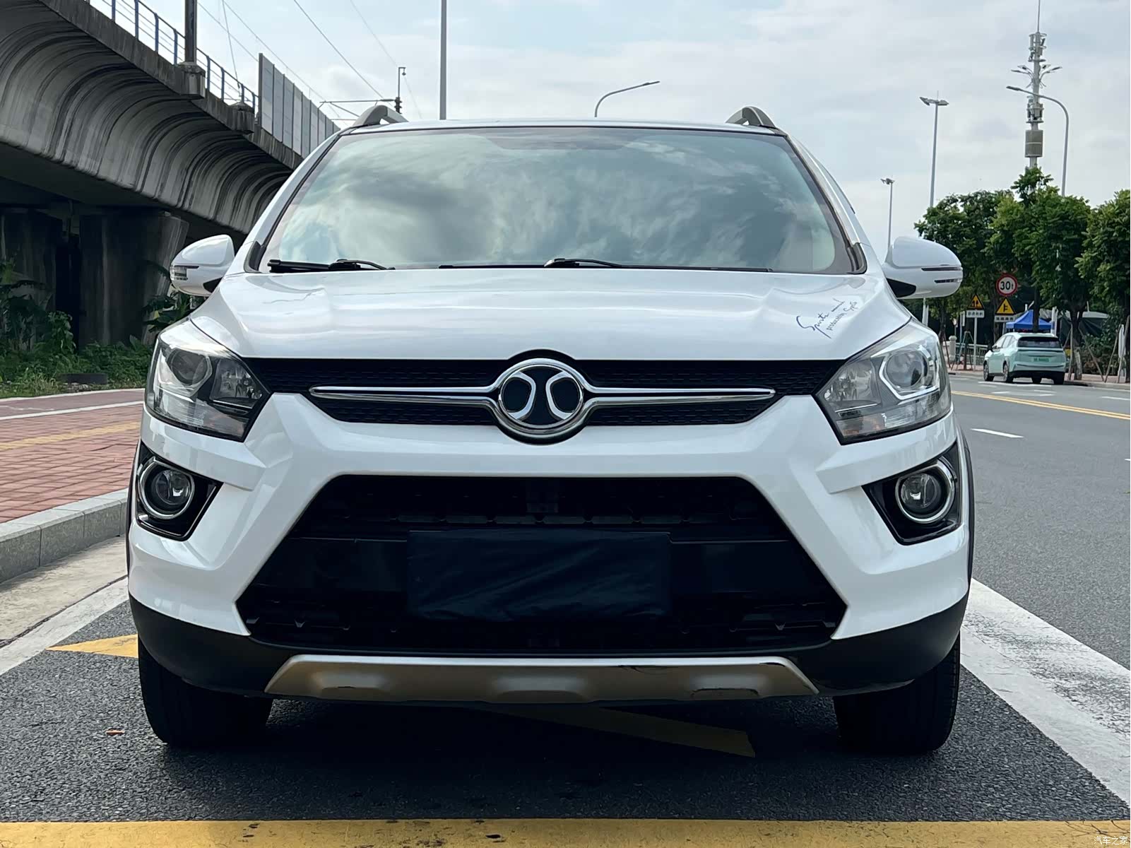 BAIC X25, 2016 2